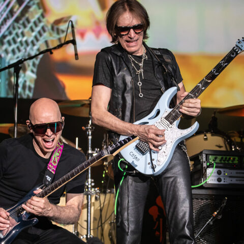 Tollwood Musik-Arena Joa Satriani und Steve Vai Satchvai Band